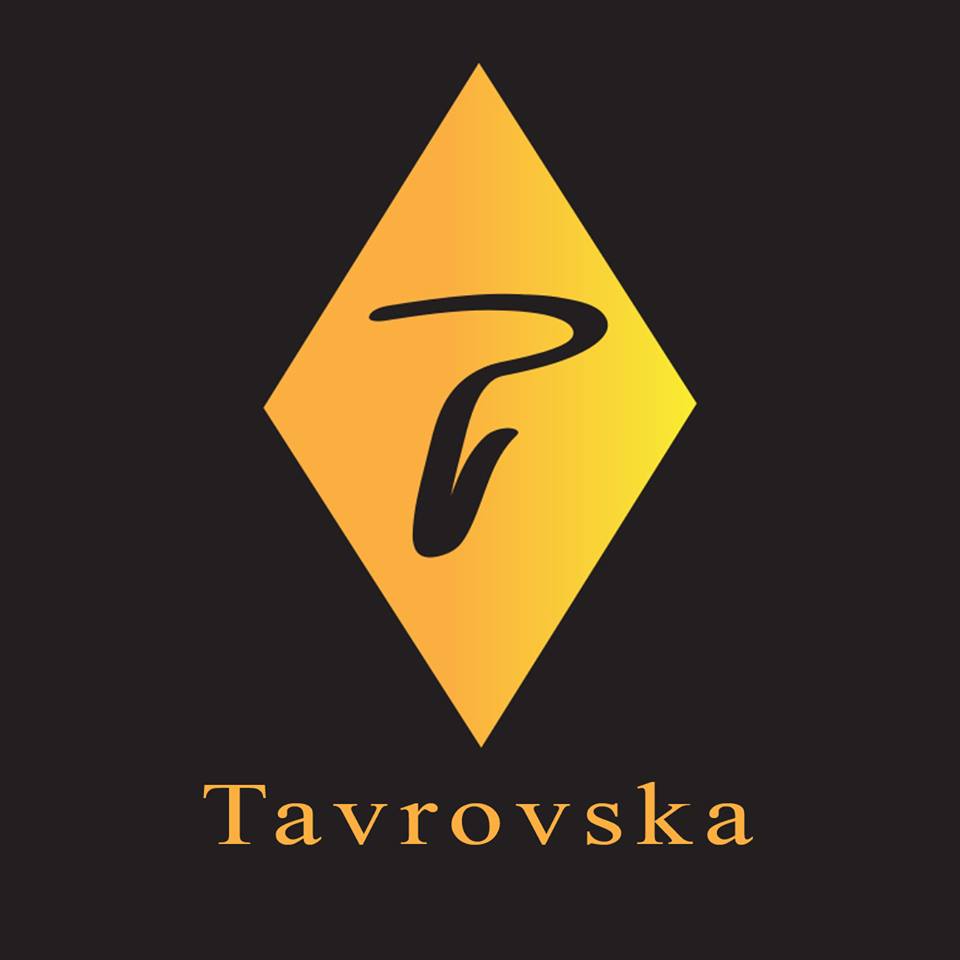 Одяг TAVROVSKA