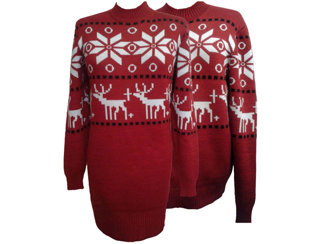 вязана зимова сукня з оленями