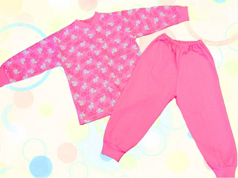 рожева піжама 