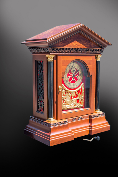 камінний годинник